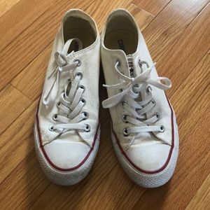 White converse *LAST DAY*